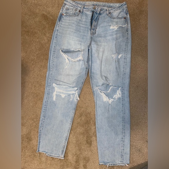 American Eagle Mom Jeans - Picture 1 of 2